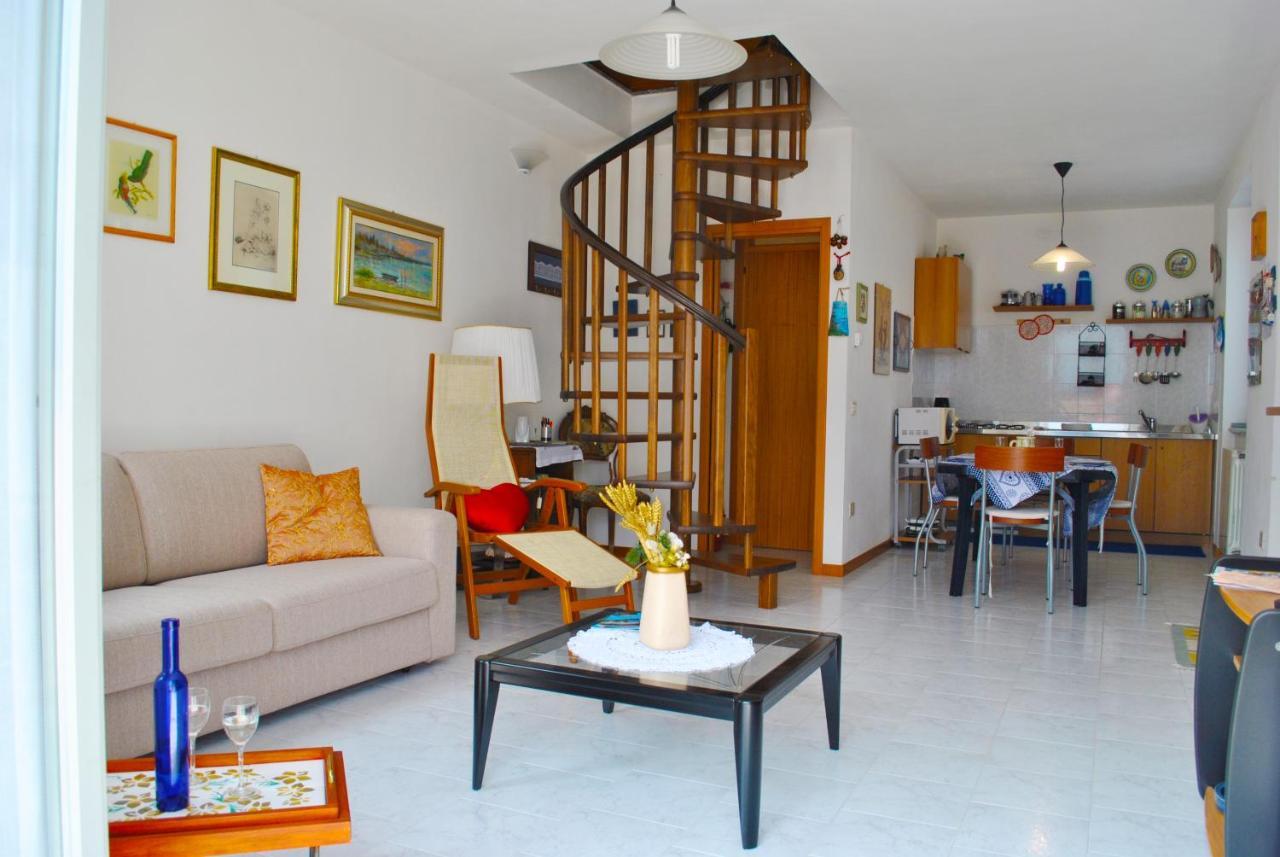 Loft With Big Terrace Lake View Διαμέρισμα Sala Comacina Εξωτερικό φωτογραφία
